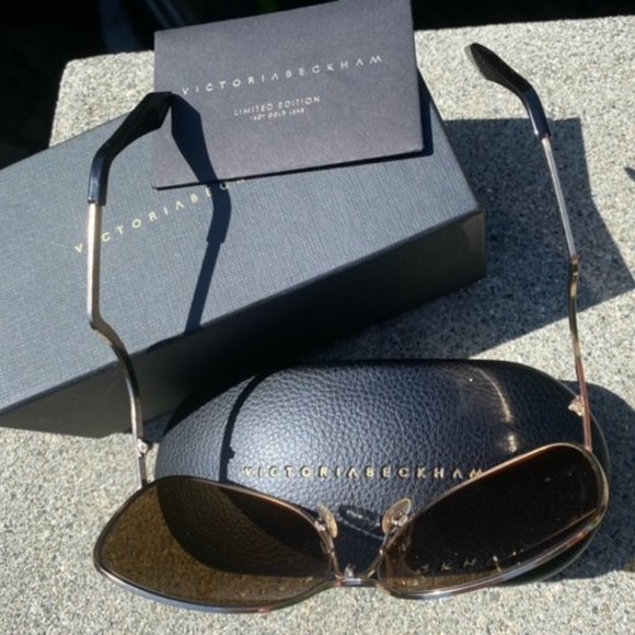 Victoria Beckham Rose Gold Sunglasses - Picture 8 of 9